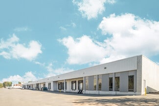 Plus de détails pour 11 Empire Blvd, South Hackensack, NJ - Industriel à louer