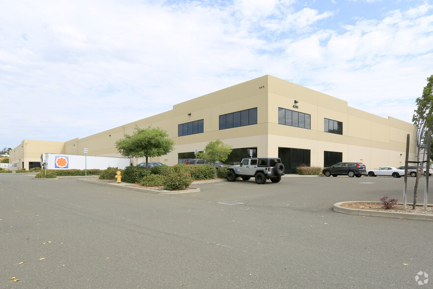 4201 Industrial Way, Benicia, CA for lease - Primary Photo - Image 1 of 6