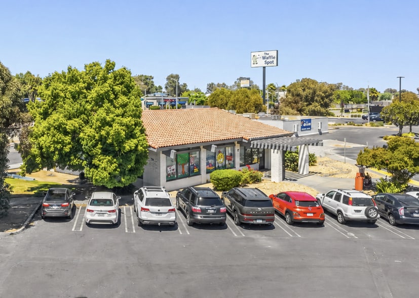 1101 Country Club Dr, Madera, CA for sale - Building Photo - Image 2 of 6