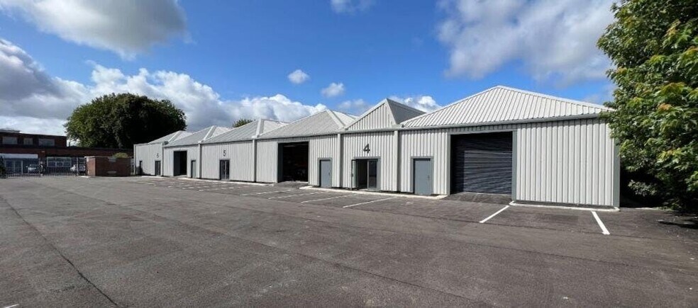 1-6 Bedford St, St Helens à louer - Photo du bâtiment - Image 3 de 14