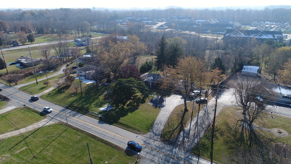 1593 W Smith Valley Rd, Greenwood, IN for sale - Building Photo - Image 1 of 1