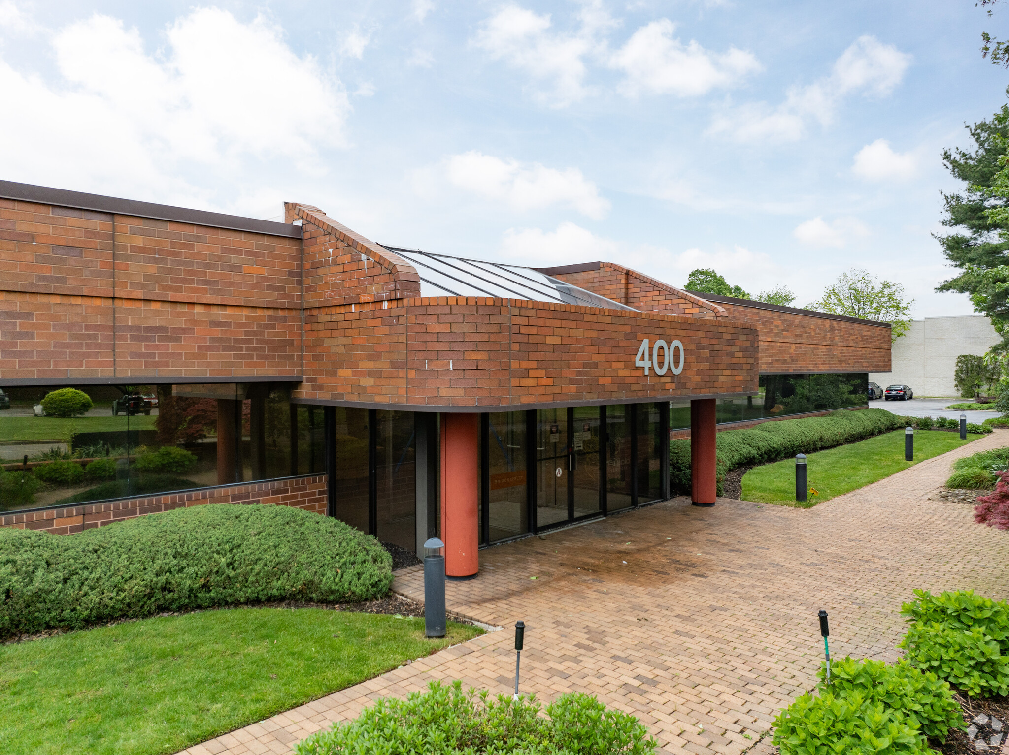 400 Wireless Blvd, Hauppauge, NY for lease Building Photo- Image 1 of 11