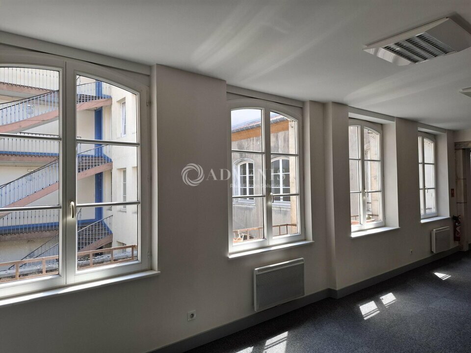 Office in Nancy for lease Interior Photo- Image 1 of 8