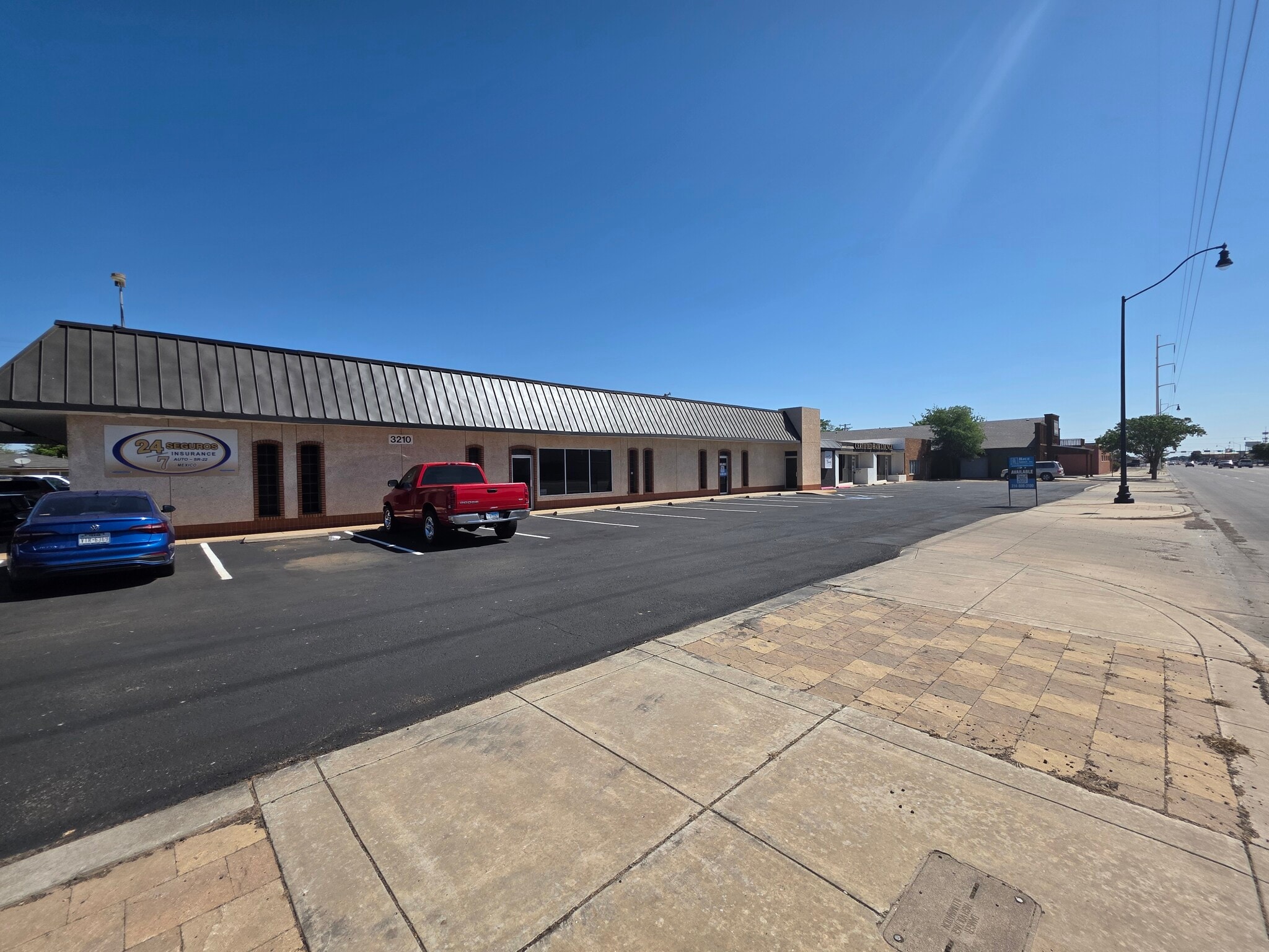 3206-3212 34th St, Lubbock, TX for lease Building Photo- Image 1 of 26