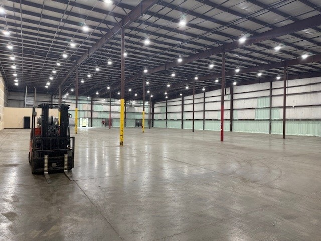 150 Quality St, Munfordville, KY for lease - Building Photo - Image 2 of 11