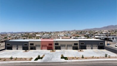 2995 Kiowa Blvd N, Lake Havasu City, AZ for lease Building Photo- Image 1 of 3
