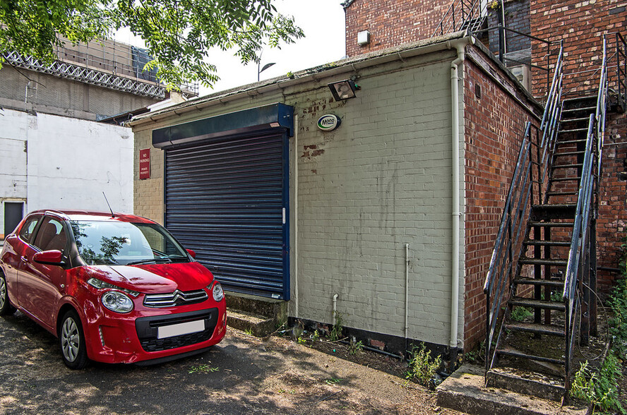 35-45 St Petersgate, Stockport for lease - Building Photo - Image 2 of 2