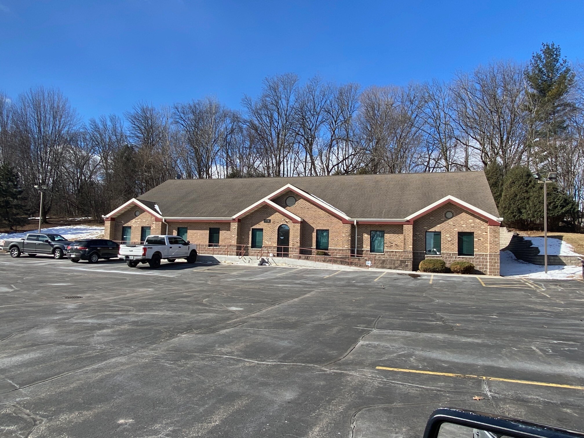 112 Packerland Dr, Green Bay, WI for sale Primary Photo- Image 1 of 1