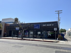 2307-2315 Santa Monica Blvd, Santa Monica, CA for lease Building Photo- Image 2 of 3