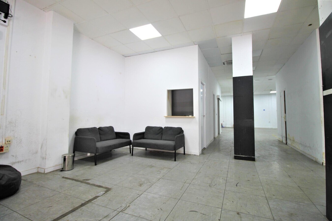 Madrid, MAD 28005 - - - Interior Photo - Image 2 of 13
