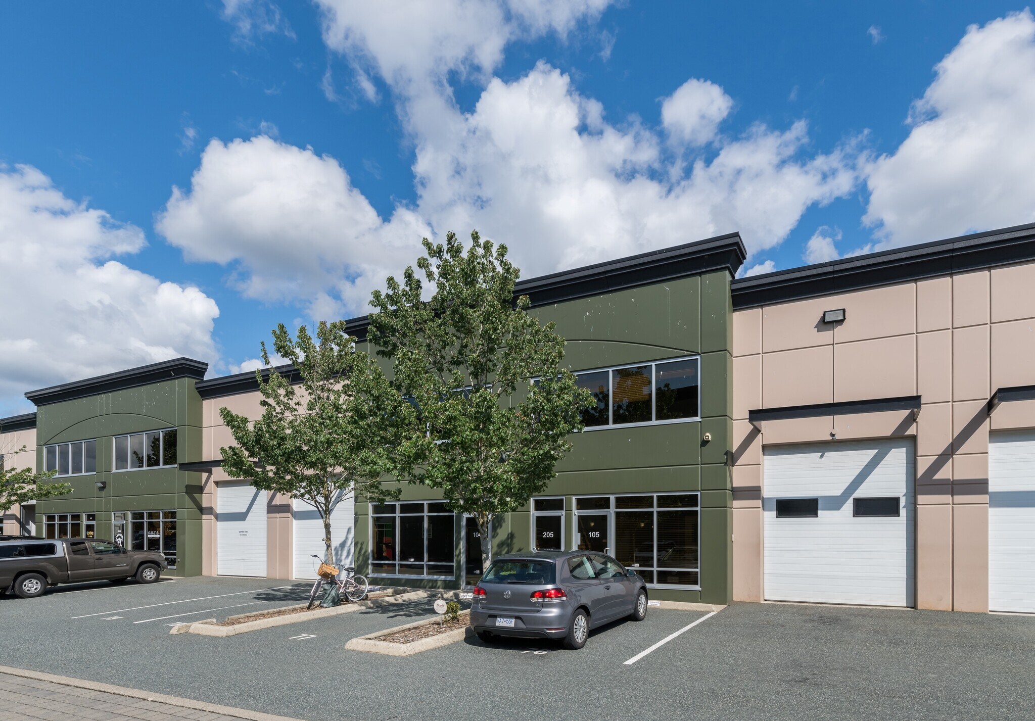 17670 65A Ave, Surrey, BC à vendre Photo du bâtiment- Image 1 de 1