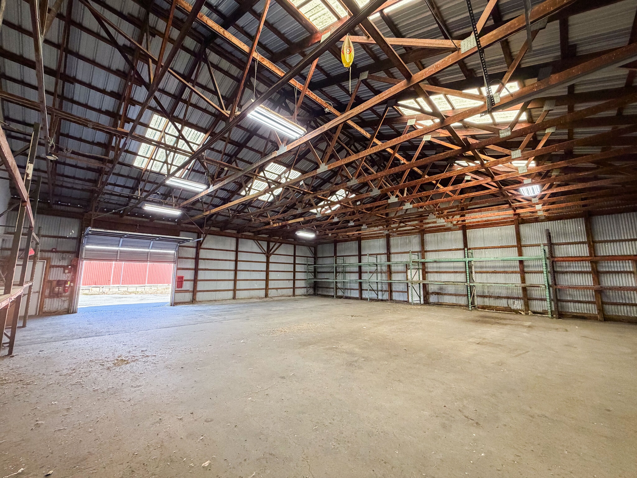 147 Meriden Rd, Middlefield, CT for sale Interior Photo- Image 1 of 21