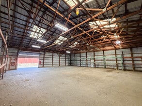 147 Meriden Rd, Middlefield, CT for sale Interior Photo- Image 1 of 21