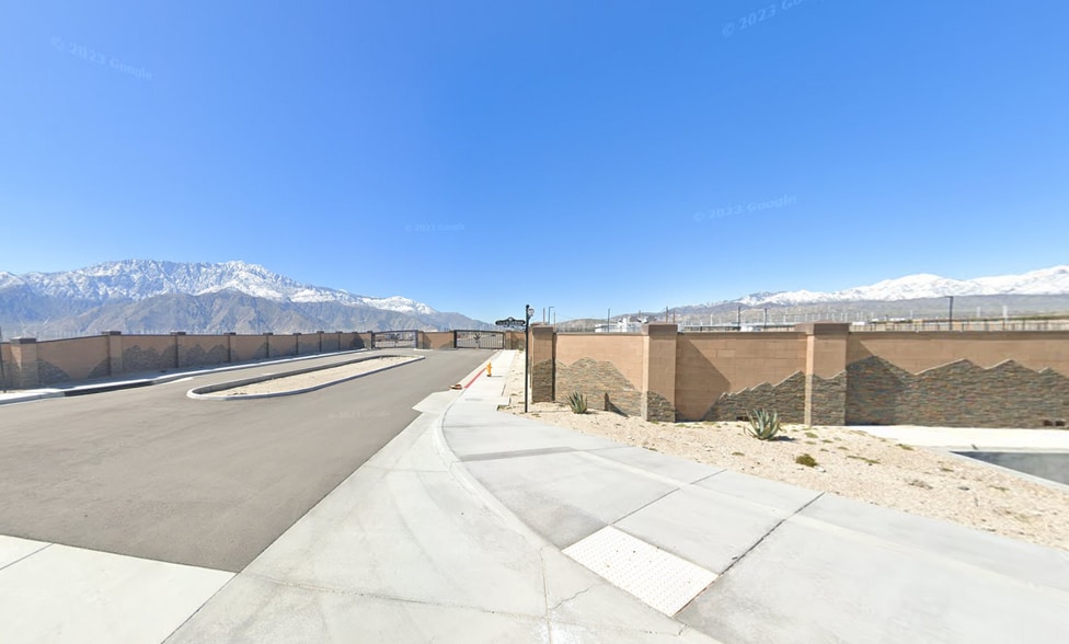 3.32-Acres N Indian Canyon Dr, Desert Hot Springs, CA à vendre - Photo du bâtiment - Image 2 de 7