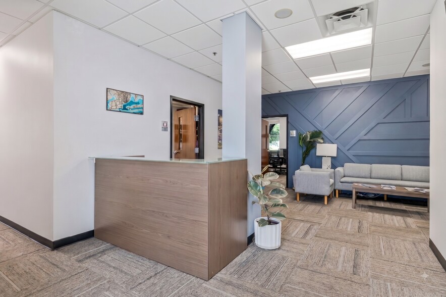 720 Bayfront Pky, Pensacola, FL for lease - Building Photo - Image 3 of 16