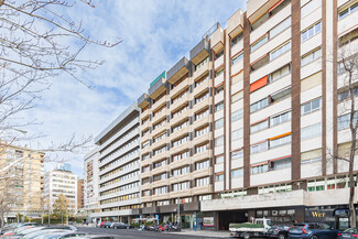 Plus de détails pour Calle de Orense, 68, Madrid - Bureau à louer