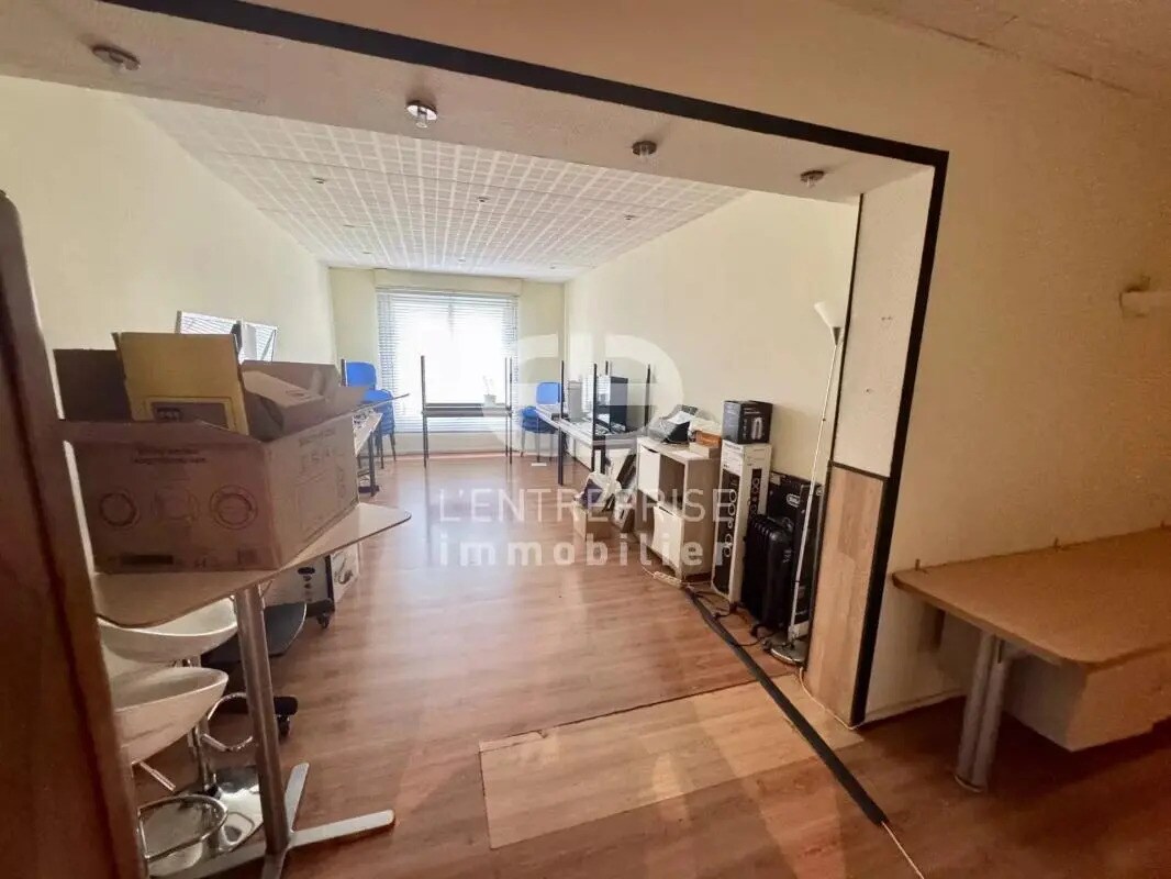 Office in Nice for lease Building Photo- Image 1 of 10