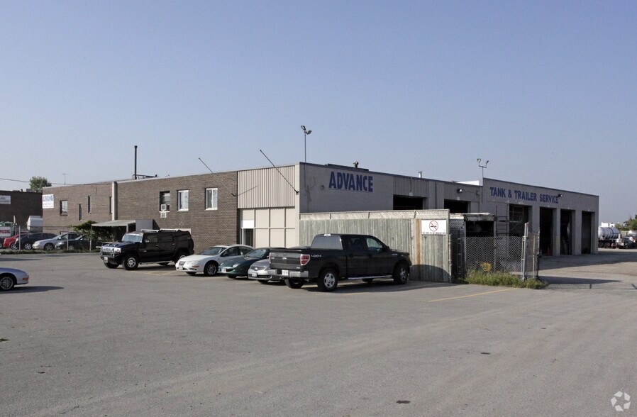 100 Costa Rd, Vaughan, ON for lease - Primary Photo - Image 1 of 2
