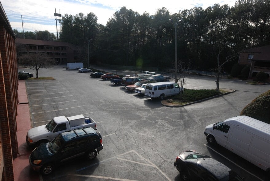 2767 Windy Hill Rd SE, Marietta, GA for lease - Building Photo - Image 3 of 4