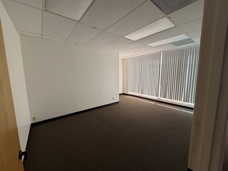 3935 1st Ave, San Diego, CA for lease - Building Photo - Image 2 of 7
