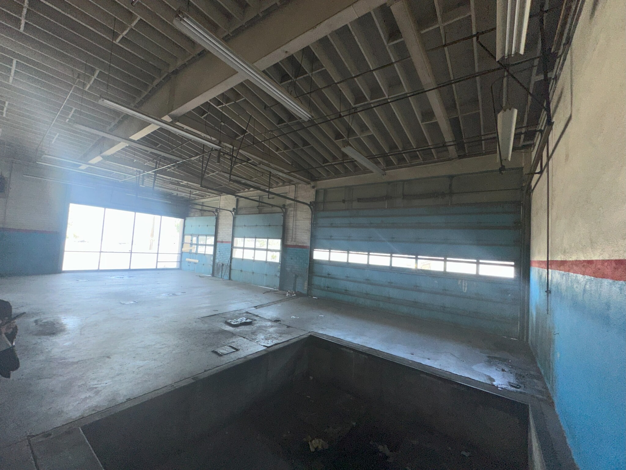 2100-2130 E Highland Ave, San Bernardino, CA for lease Building Photo- Image 1 of 5