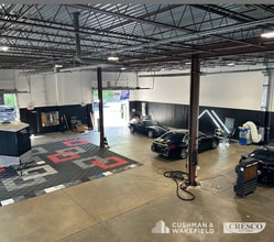 9000 Sweet Valley Dr, Valley View, OH à louer Photo intérieure- Image 2 de 4