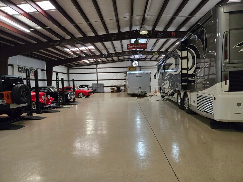 8535 Rees St, Port Richey, FL à vendre - Photo du bâtiment - Image 3 de 30