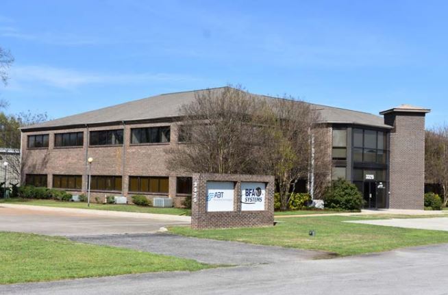 3325 Triana Blvd, Huntsville, AL for lease - Primary Photo - Image 1 of 11