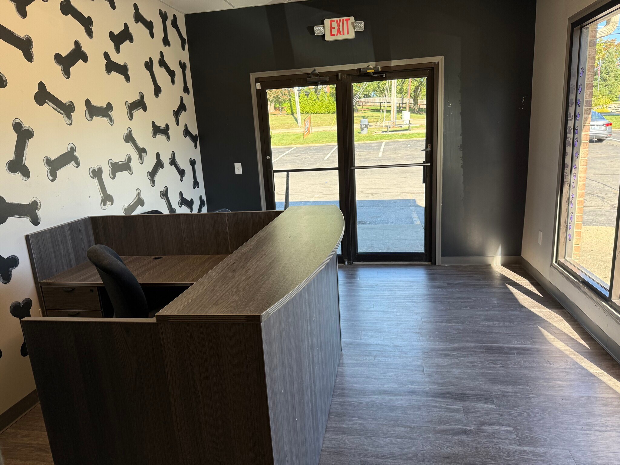 2801-2819 Amsterdam Rd, Villa Hills, KY for lease Interior Photo- Image 1 of 5