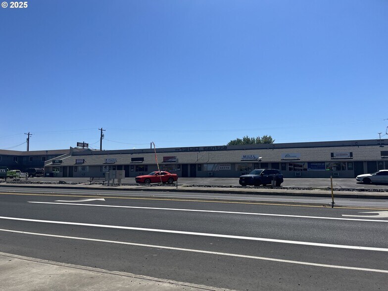 1300 6th St, Umatilla, OR à vendre - Photo du bâtiment - Image 2 de 5