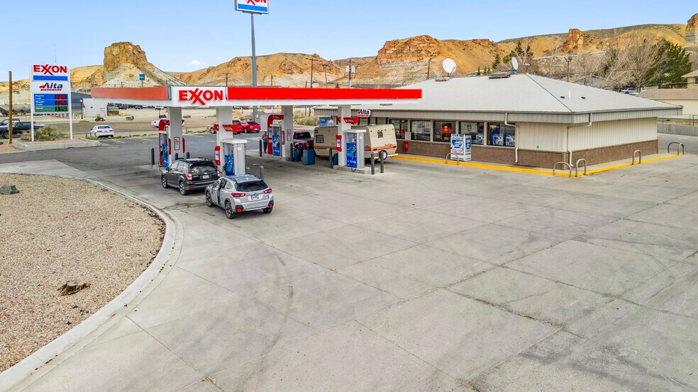1050 W Flaming Gorge Way, Green River, WY à vendre - Photo du bâtiment - Image 3 de 3