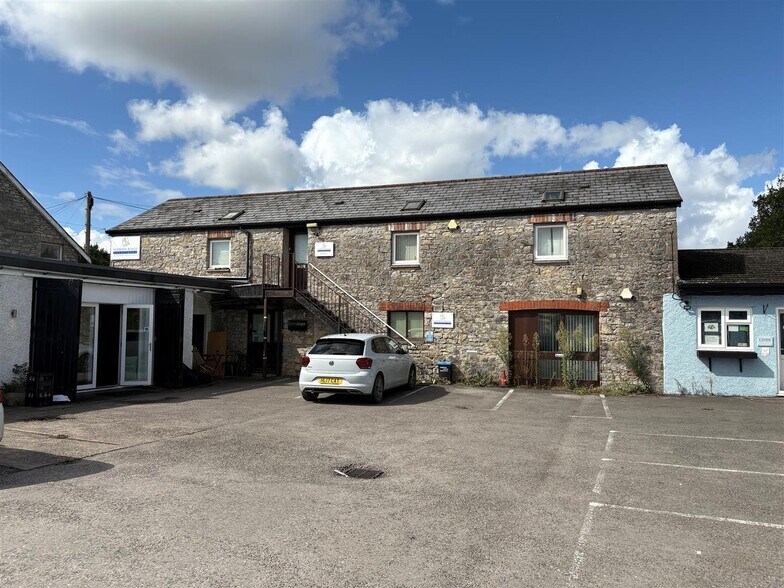 North Rd, Cowbridge à louer - Photo du bâtiment - Image 2 de 4
