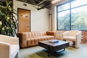 110 Somerville Ave, Chattanooga, TN for lease Interior Photo- Image 2 of 13