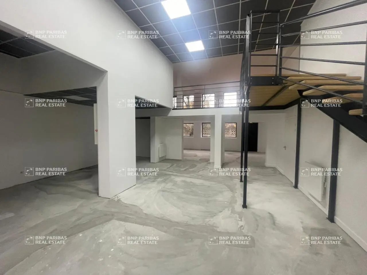 Flex in Marcq-en-Baroeul for lease Interior Photo- Image 1 of 8