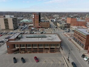111 E Main St, Decatur, IL for lease Building Photo- Image 2 of 12