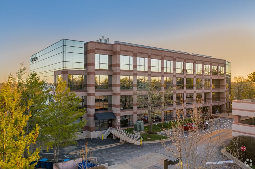 14567 N Outer Forty, Chesterfield, MO à louer - Photo du bâtiment - Image 3 de 19
