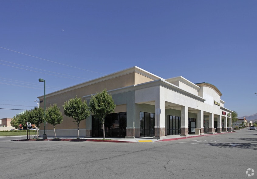 39445 10th St W, Palmdale, CA for lease - Primary Photo - Image 1 of 3