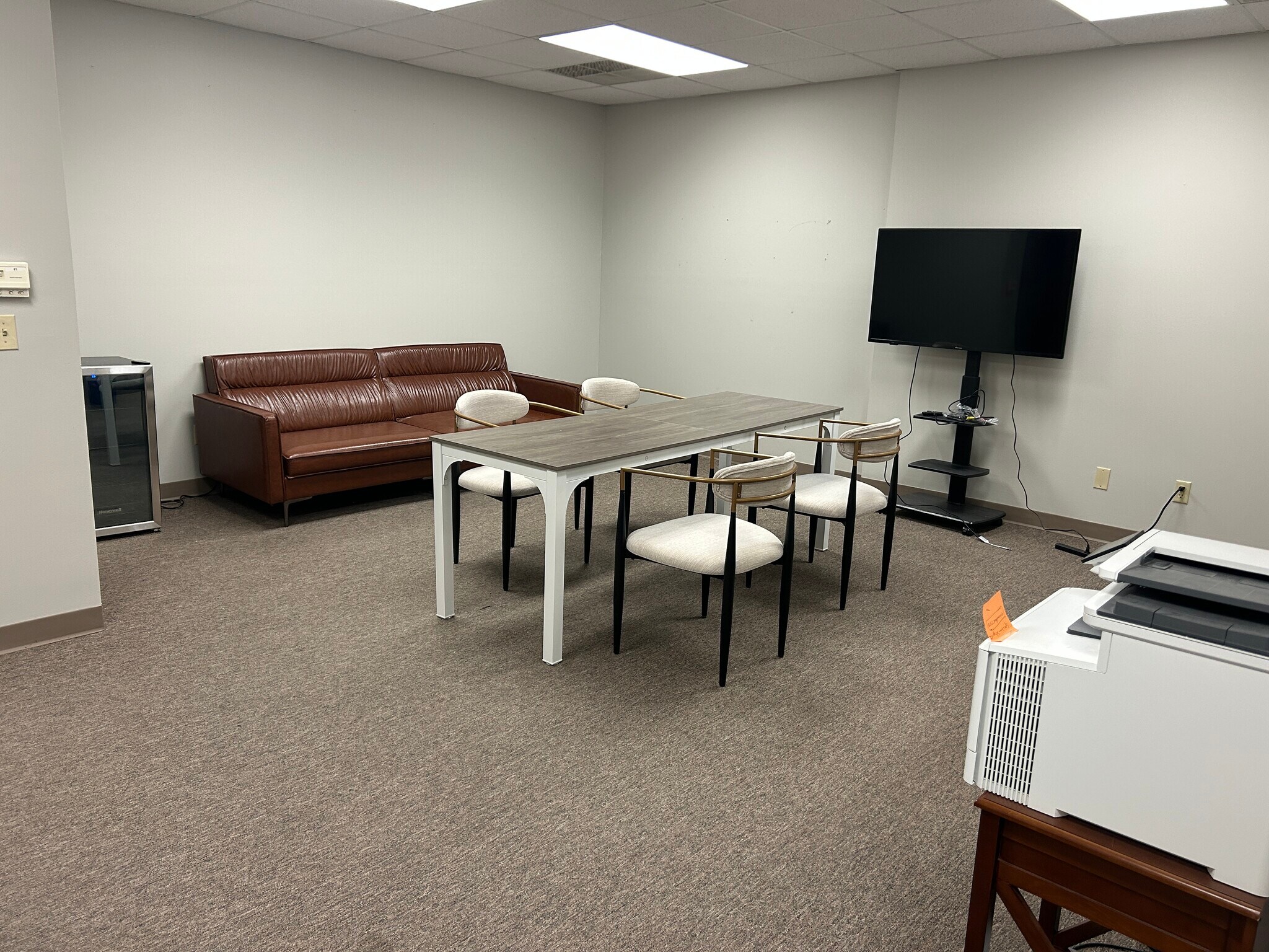 108 S Webster St, Madison, WI for lease Interior Photo- Image 1 of 4