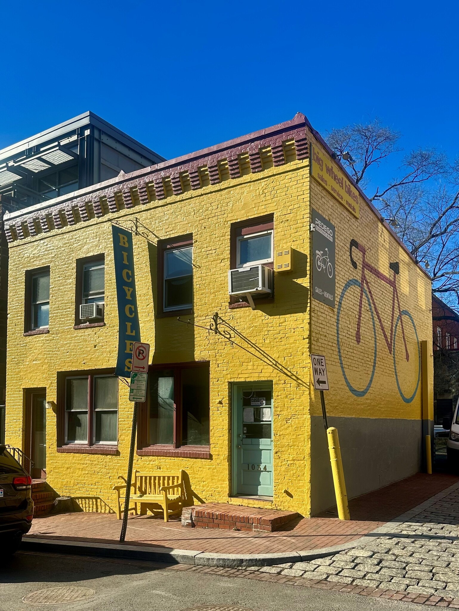 1028 33rd St NW, Washington, DC for lease Building Photo- Image 1 of 3