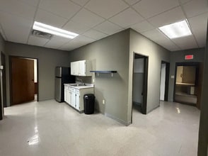 1930 Alpha Dr, Rockwall, TX for lease Interior Photo- Image 2 of 7