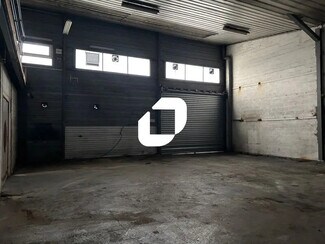 Plus de détails pour Bureau, Local d'activités à louer