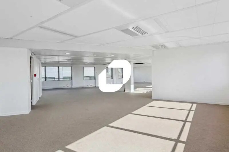 77-79 Avenue De Fontainebleau, Le Kremlin-Bicêtre à louer - Photo du bâtiment - Image 3 de 50