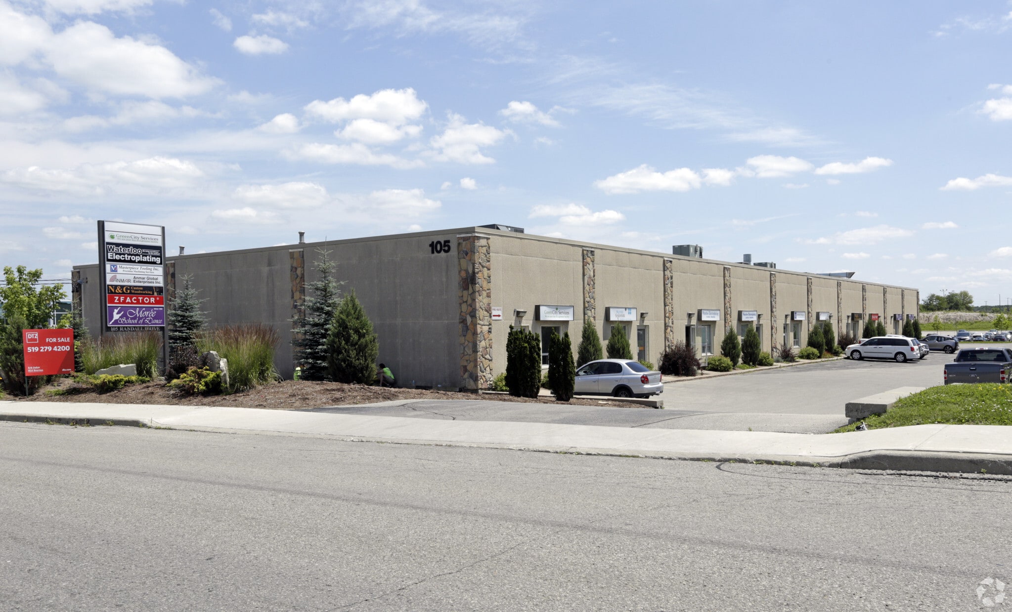 105 Randall Dr, Waterloo, ON for lease Primary Photo- Image 1 of 3