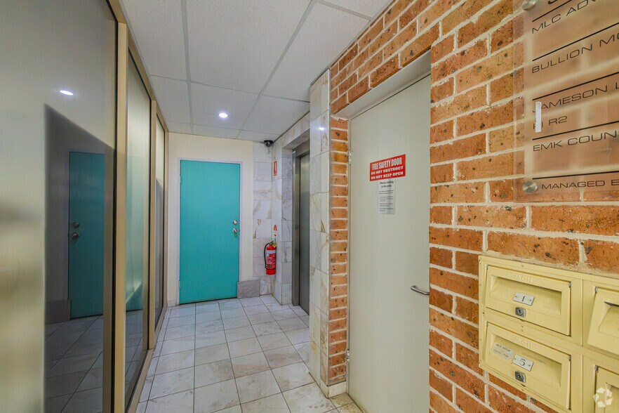 9 Phillip St, Parramatta à louer - Photo du bâtiment - Image 3 de 8