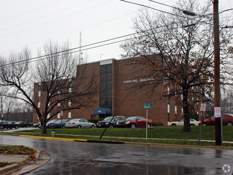 4920 Niagara Rd, College Park, MD à louer - Photo du bâtiment - Image 2 de 4