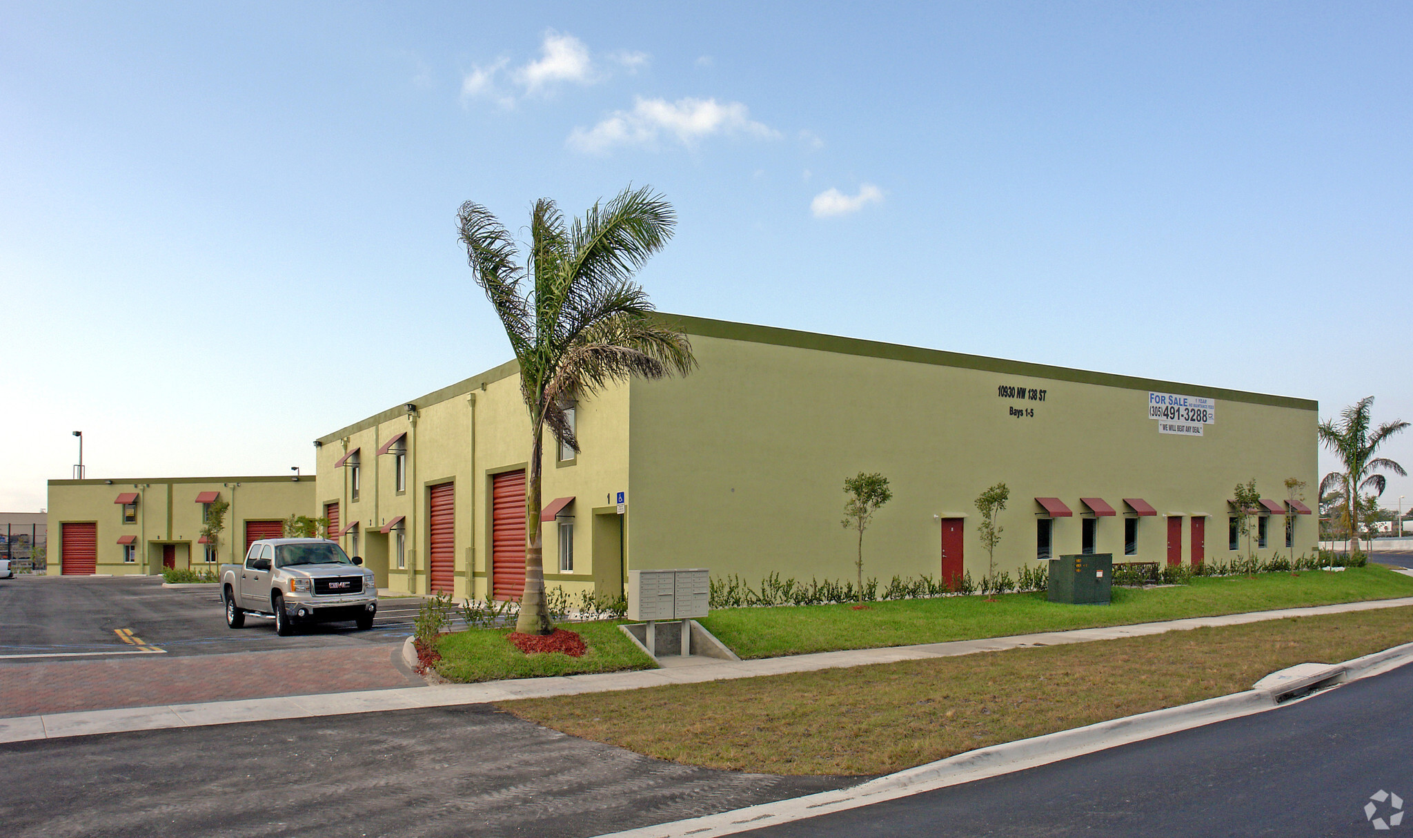 10930 NW 138th St, Hialeah Gardens, FL à vendre Photo principale- Image 1 de 1