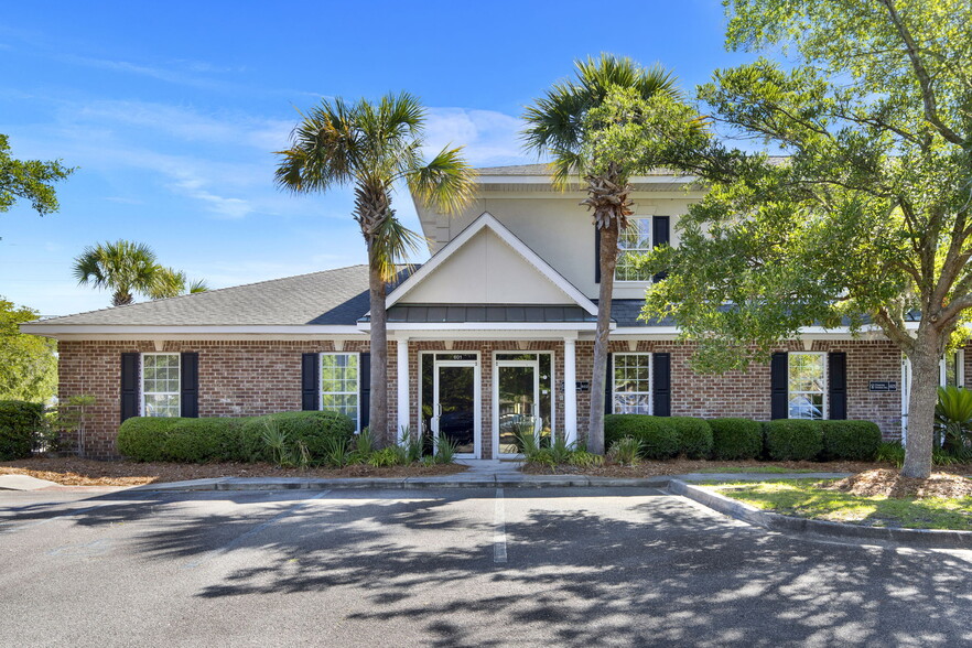 9100 White Bluff Rd, Savannah, GA for sale - Building Photo - Image 1 of 4