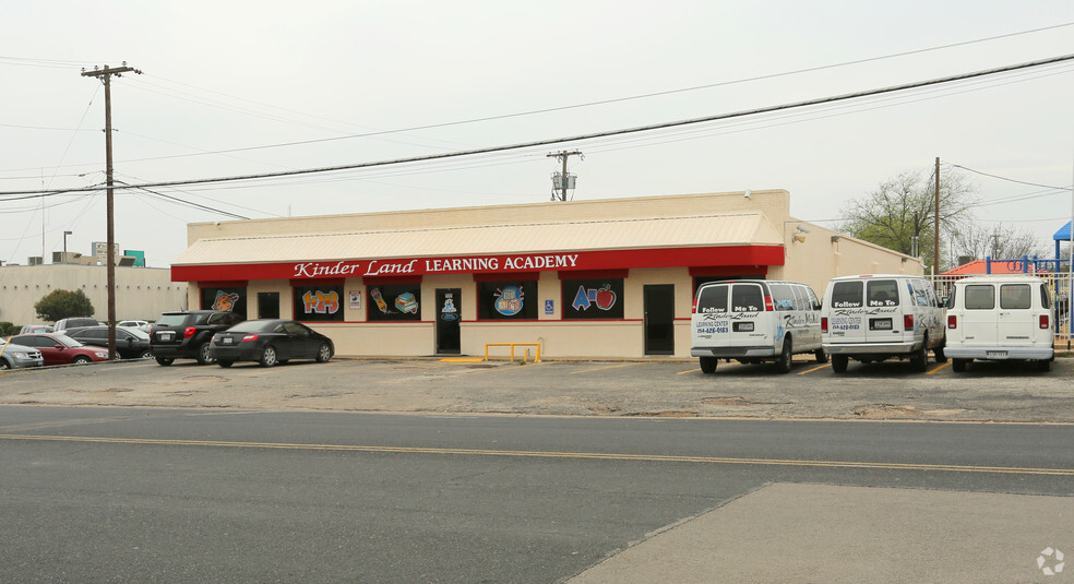 711 N 8th St, Killeen, TX for lease - Building Photo - Image 3 of 7