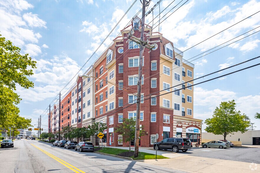 130 Rollins Ave, Rockville, MD à louer - Photo du bâtiment - Image 2 de 23