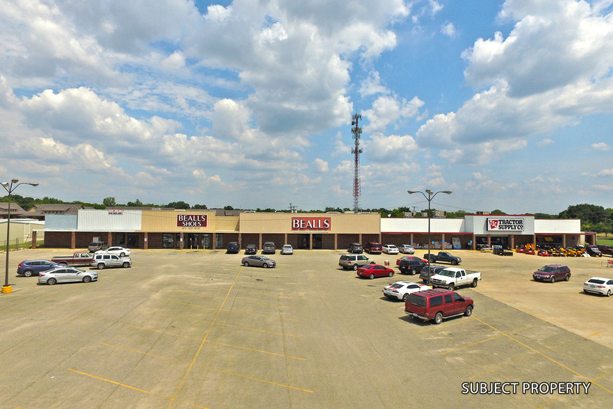 1011 E Milam St, Mexia, TX for sale - Primary Photo - Image 1 of 1